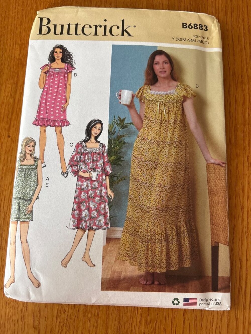 Butterick Sewing Pattern B6883 Womans Nightgown Pajamas Size XS-S-M Retro Uncut